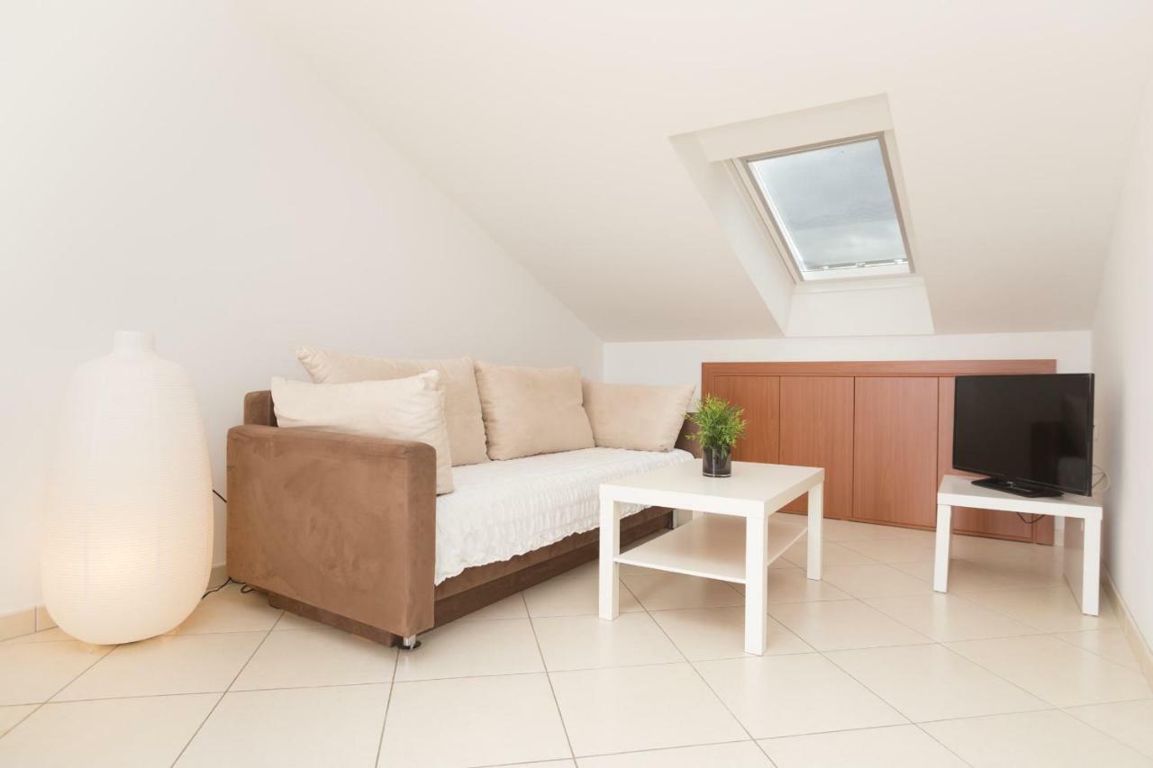 Alpeza Apartments Бол Экстерьер фото
